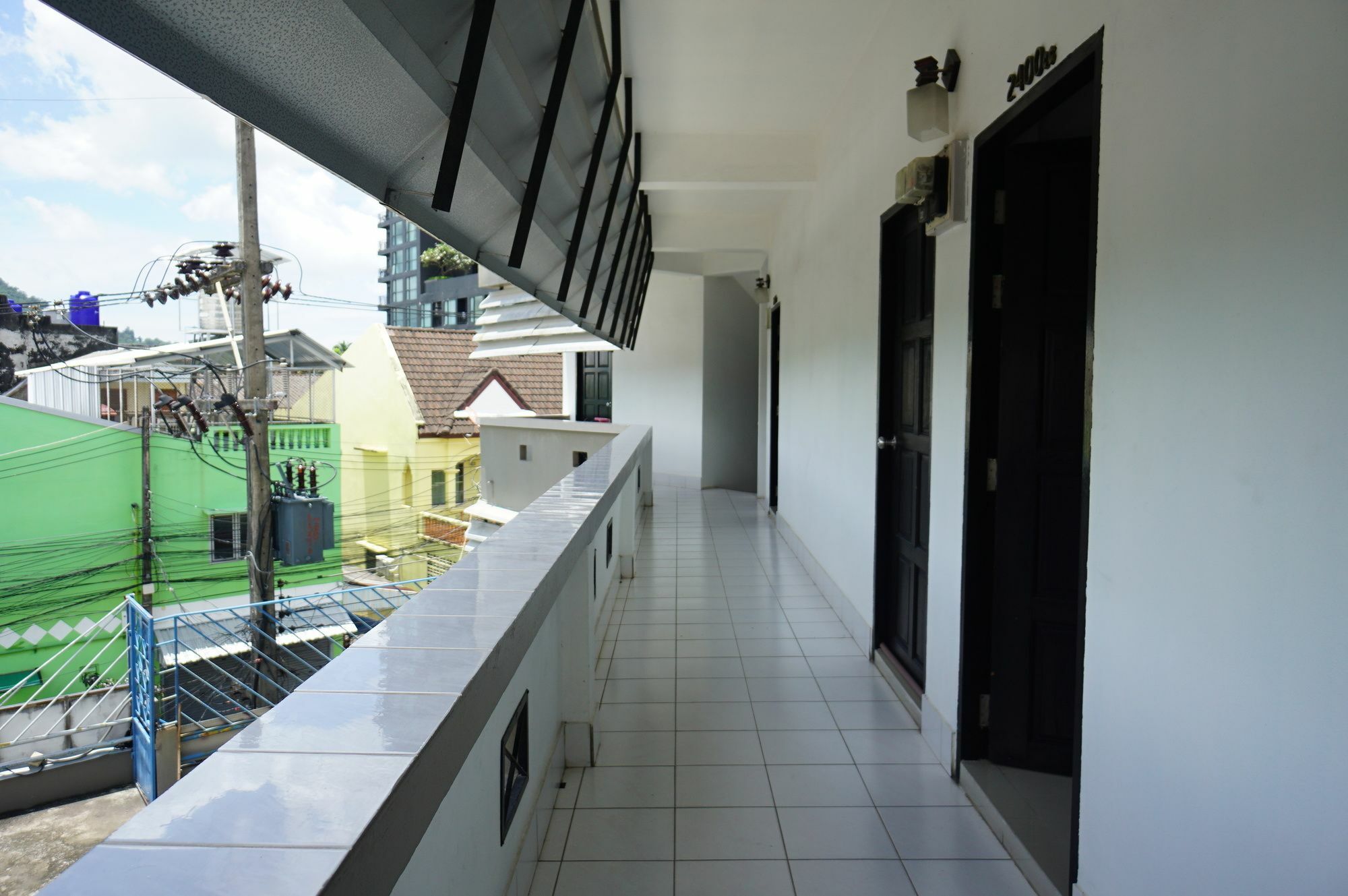 The Auto Place Phuket Екстериор снимка